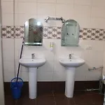 호스텔 Uyut *