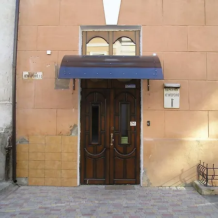 Hostel Uyut *