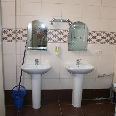 Hostel Uyut *